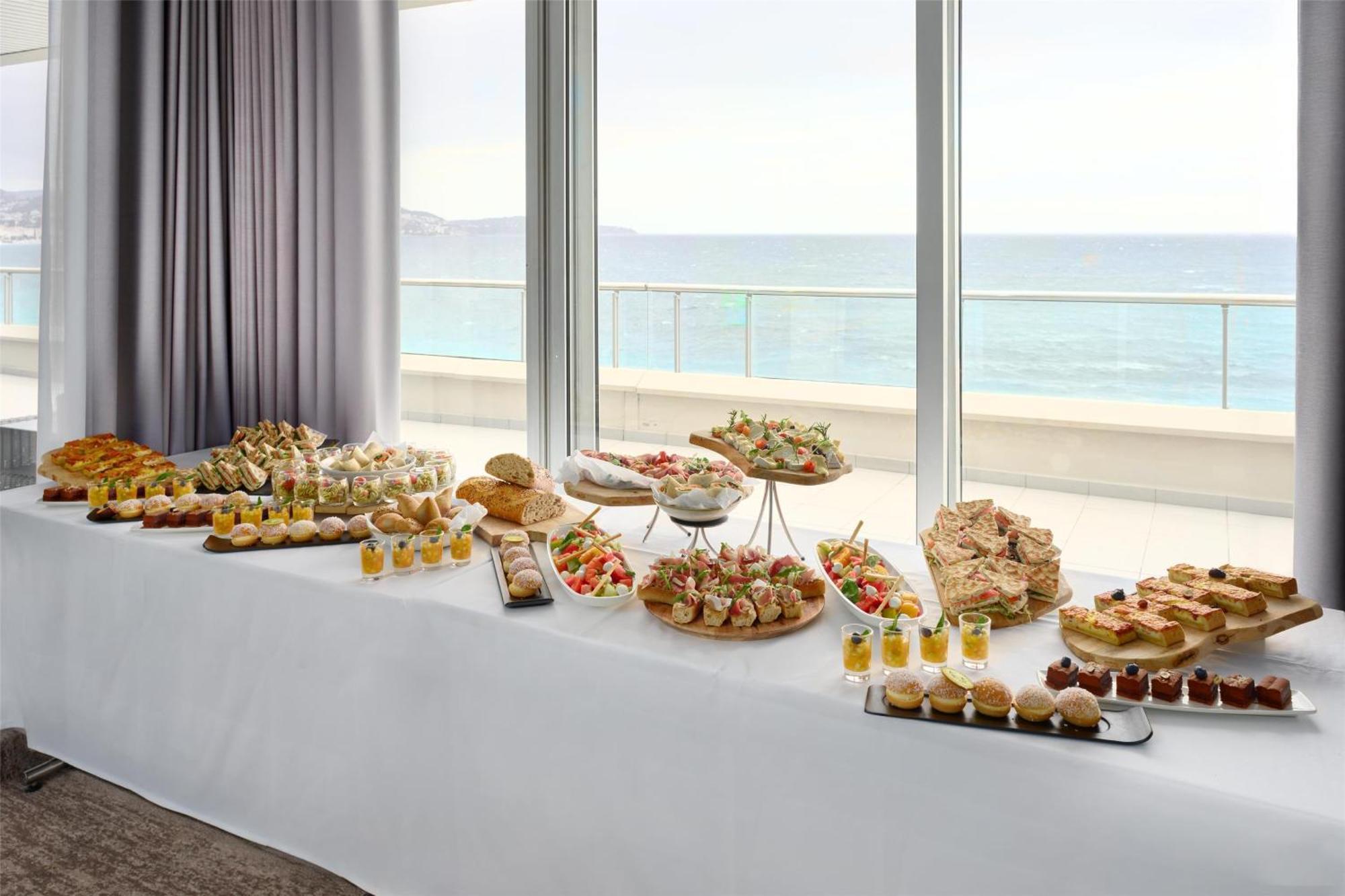 Radisson Blu Hotel 4*